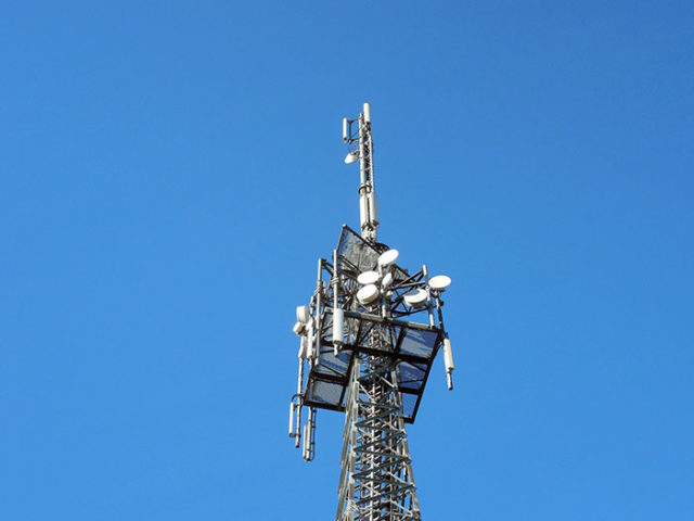 sfr-ultra-haut-debit-640×480
